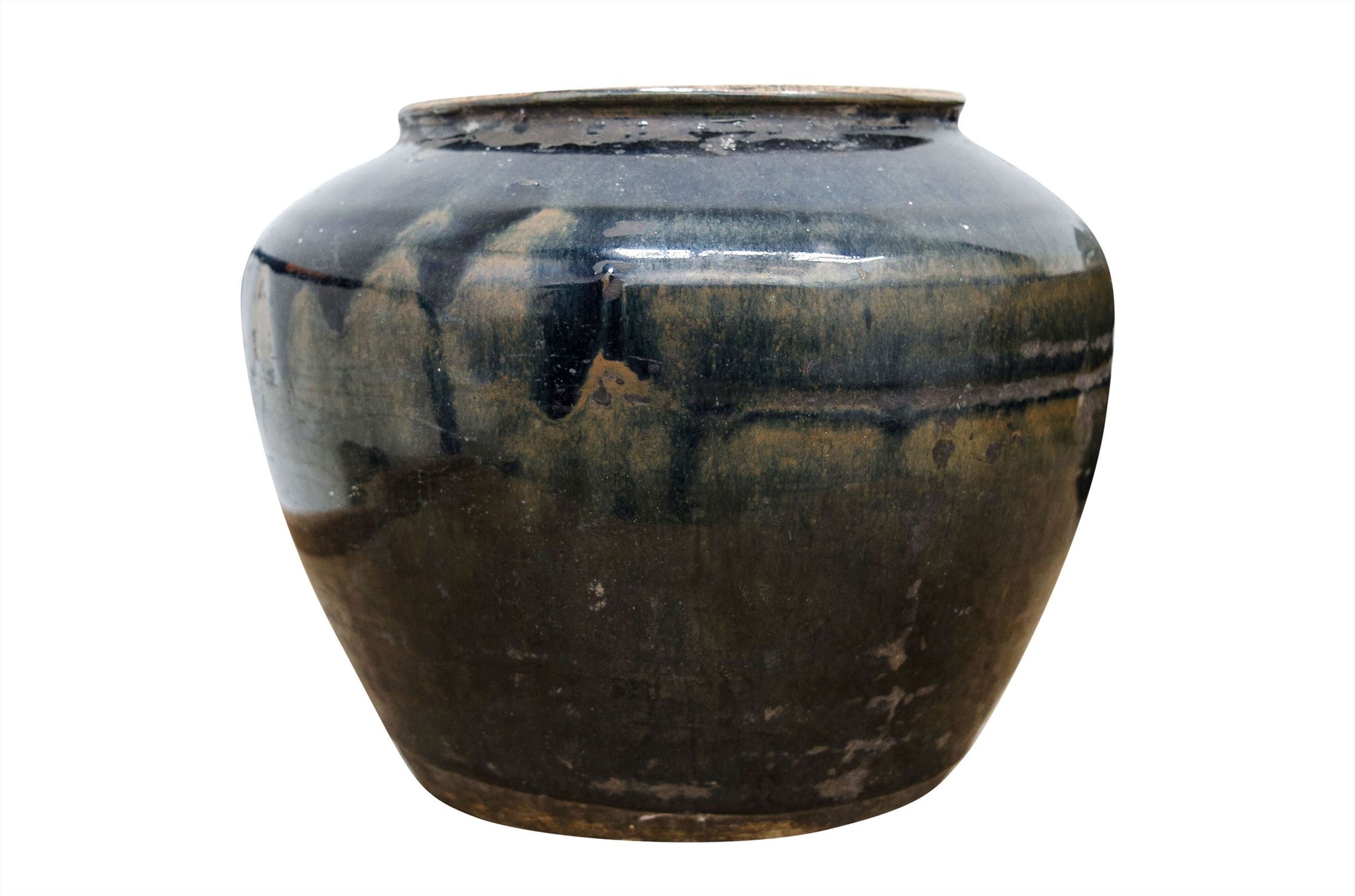 Antieke pot circa 100 jaar oud met onregelmatige vorm en afwerking