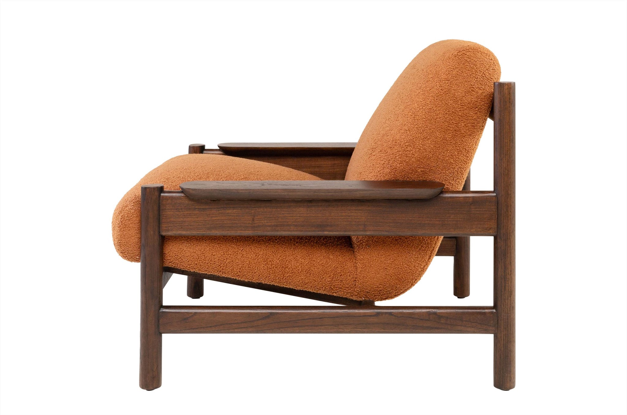 Compacte loungestoel in Burnt Terra stof en naturel mindihout