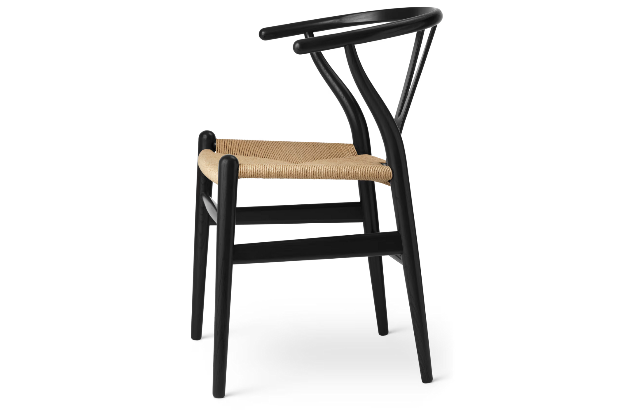 Zijaanzicht van CH24 Wishbone stoel in beschilderd eiken