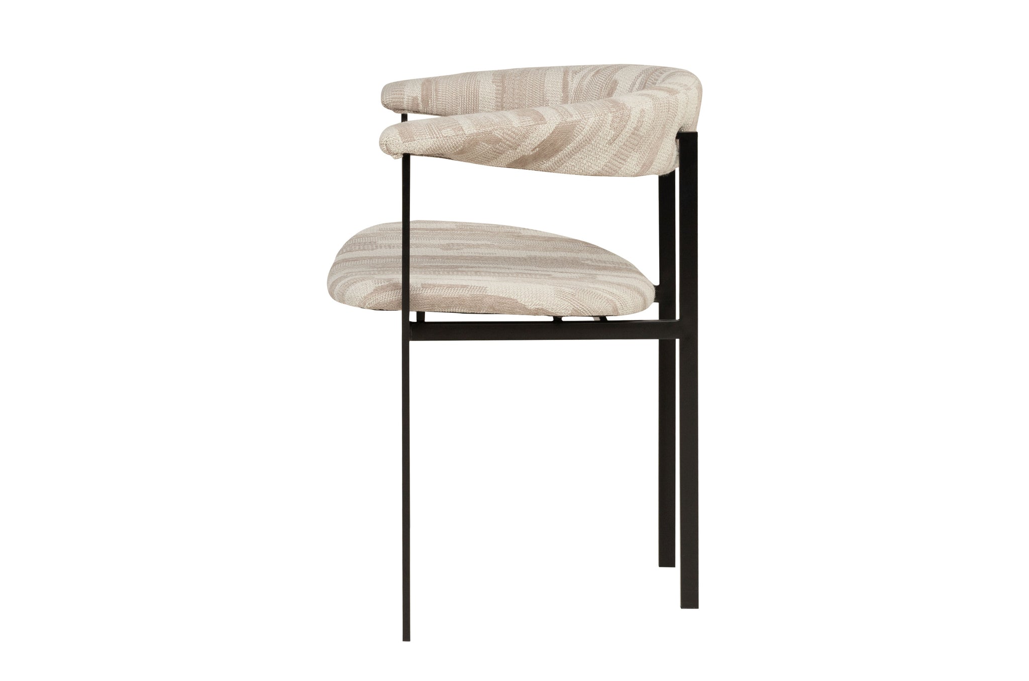 Portobello stoel met licht getextureerde stof en slank zwart onderstel