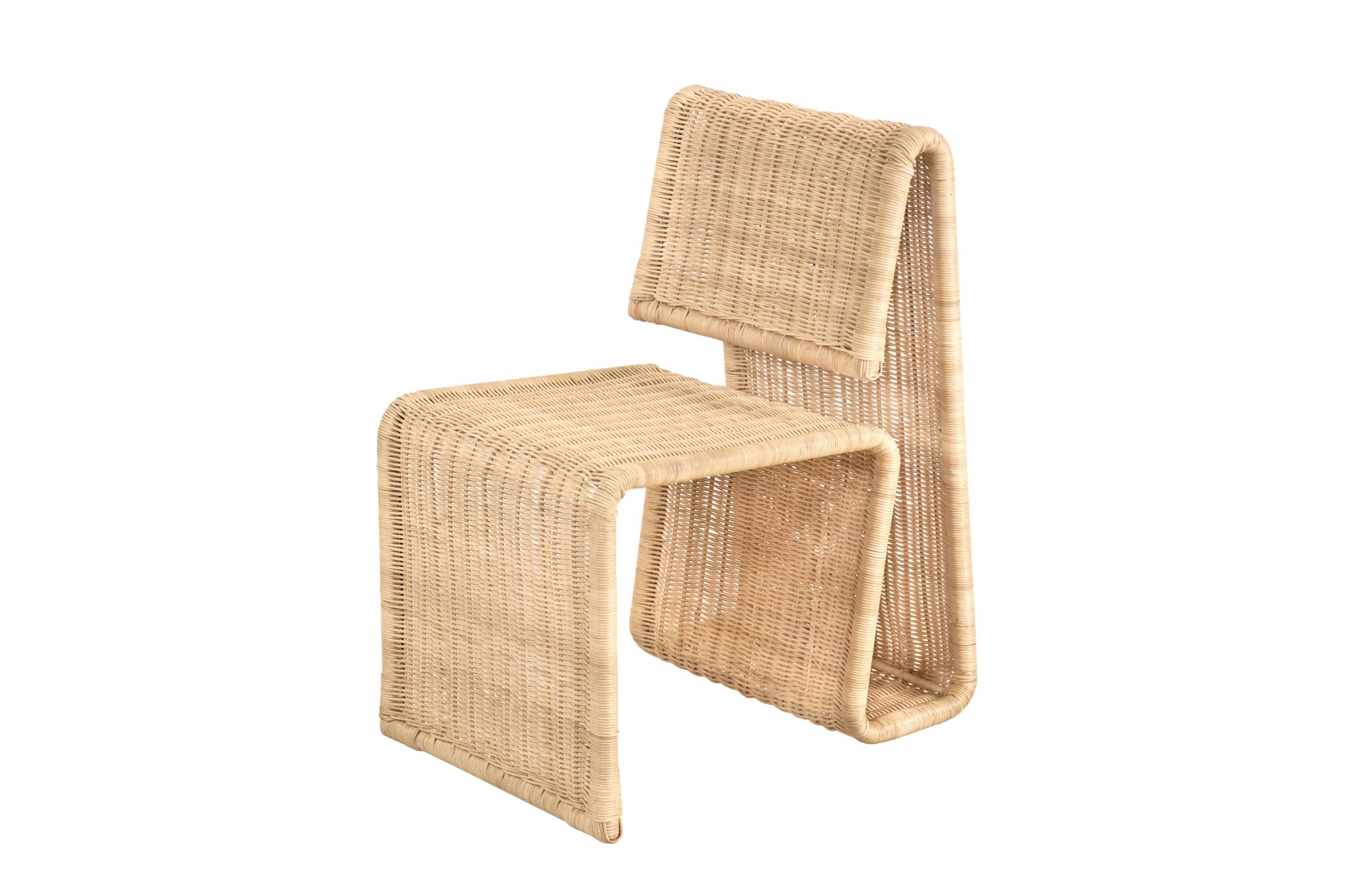 Eetkamerstoel Ribbon van rotan met doorlopend sculpturaal design