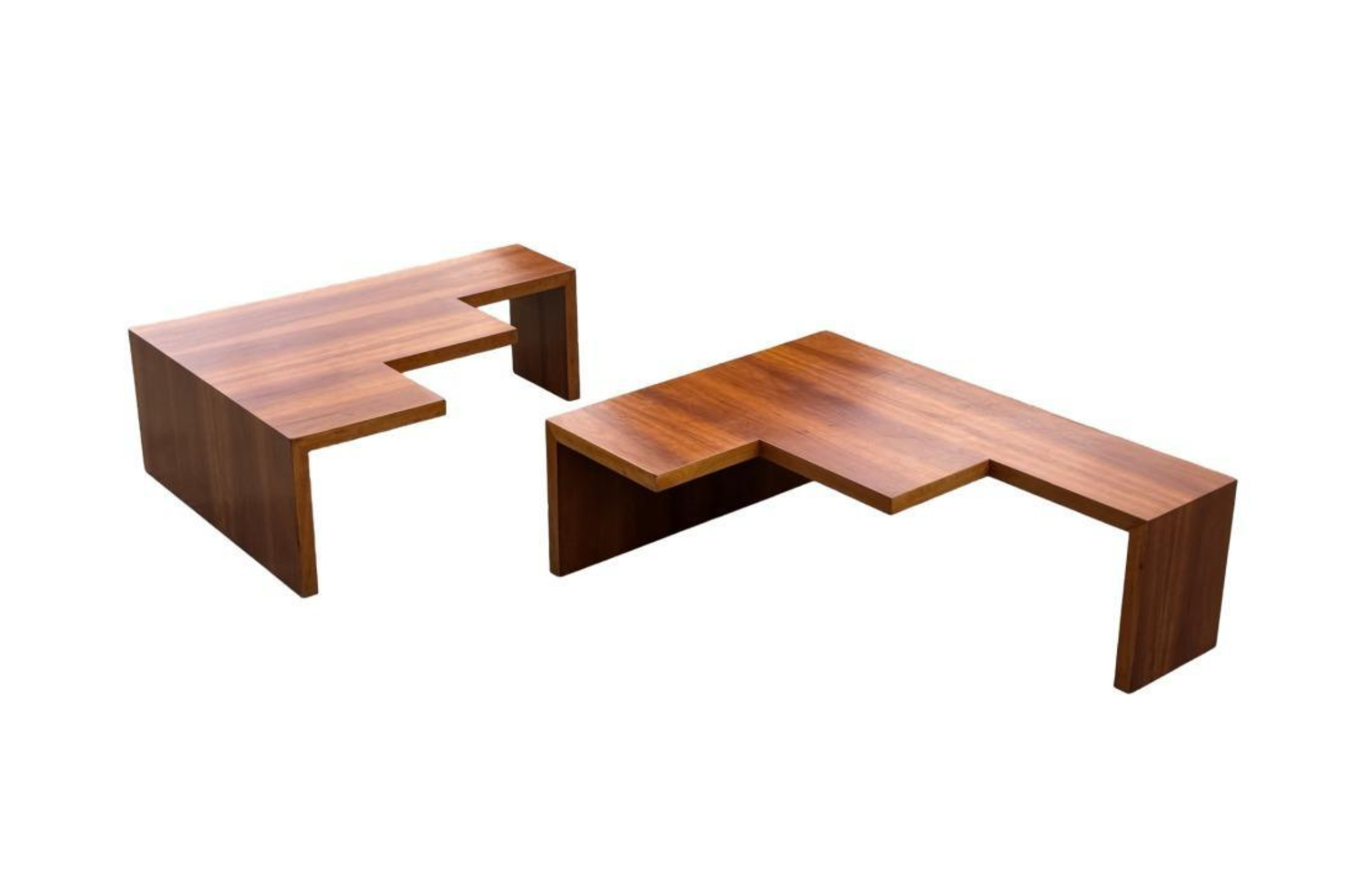 Los geplaatste vintage Leolux salontafels van hout