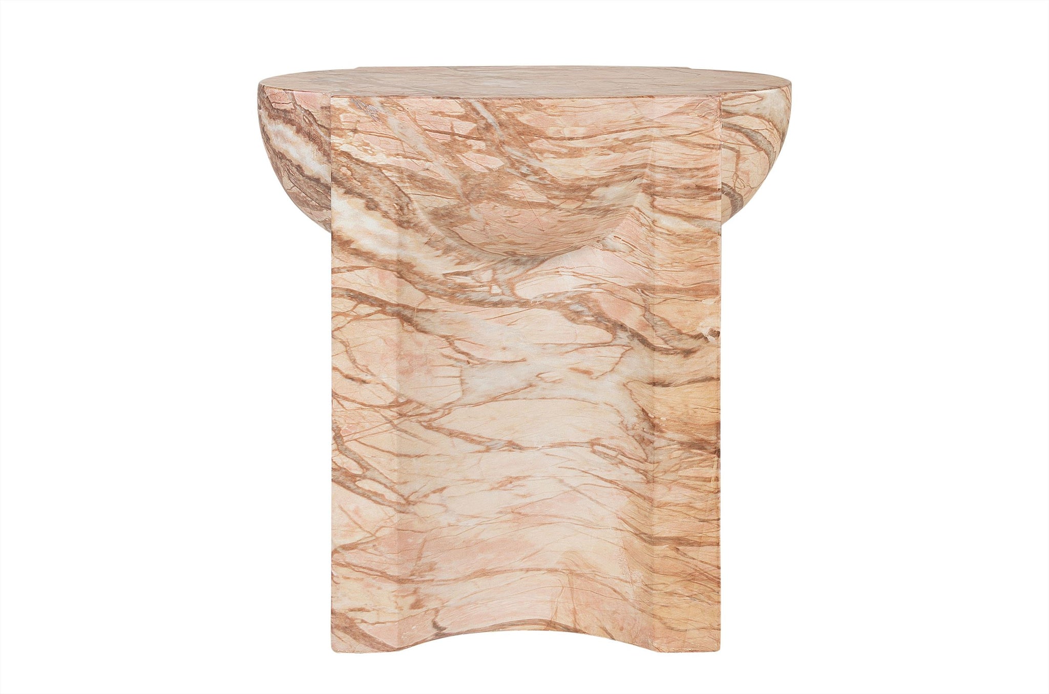 Sculpturale design bijzettafel met warme marmerafwerking in zandtinten.