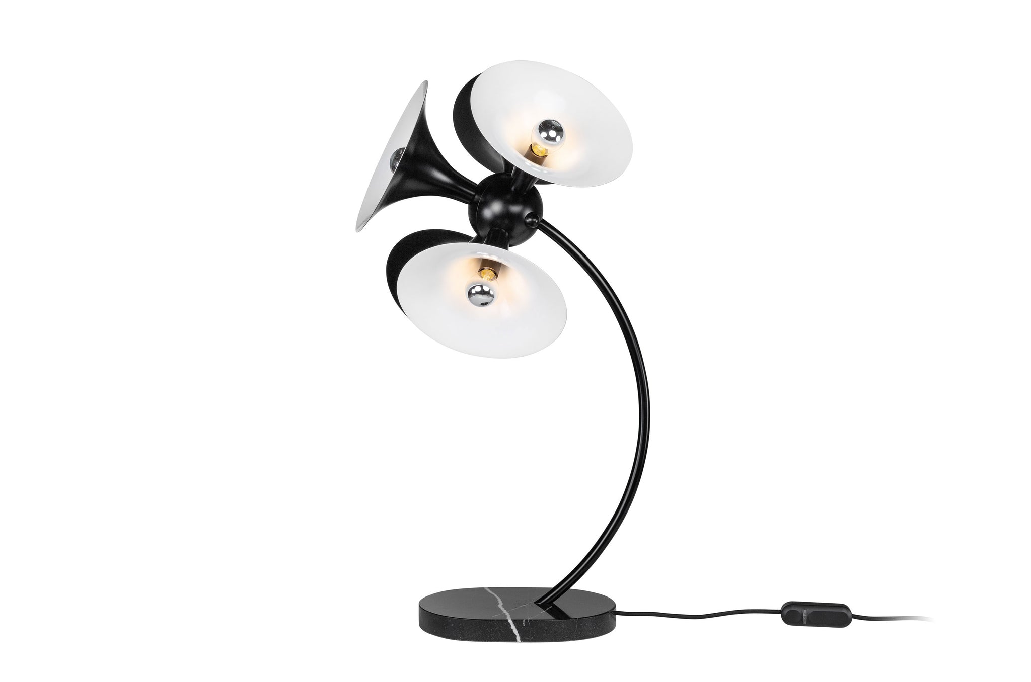 Detail van tafellamp Jazz met dubbele kap en gebogen arm in zwart aluminium