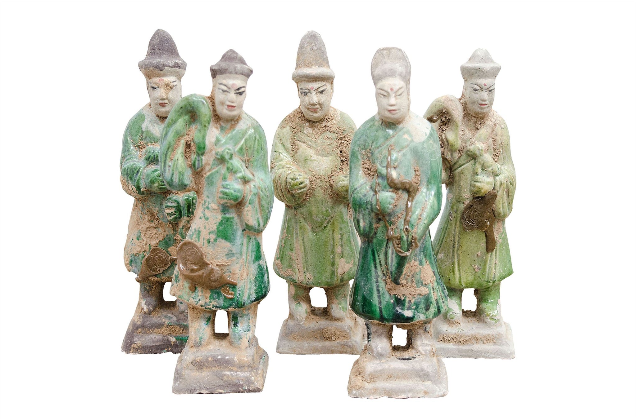 Terracotta sculptuur met groene glazuur en doorleefde afwerking.