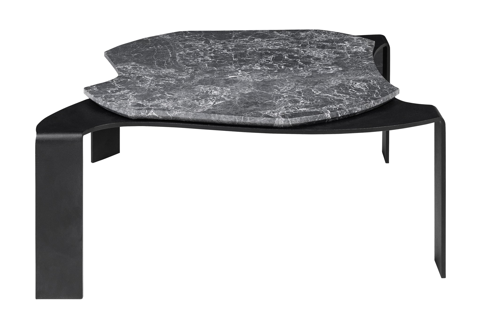 Mat marmeren koffietafel met zwart metalen frame