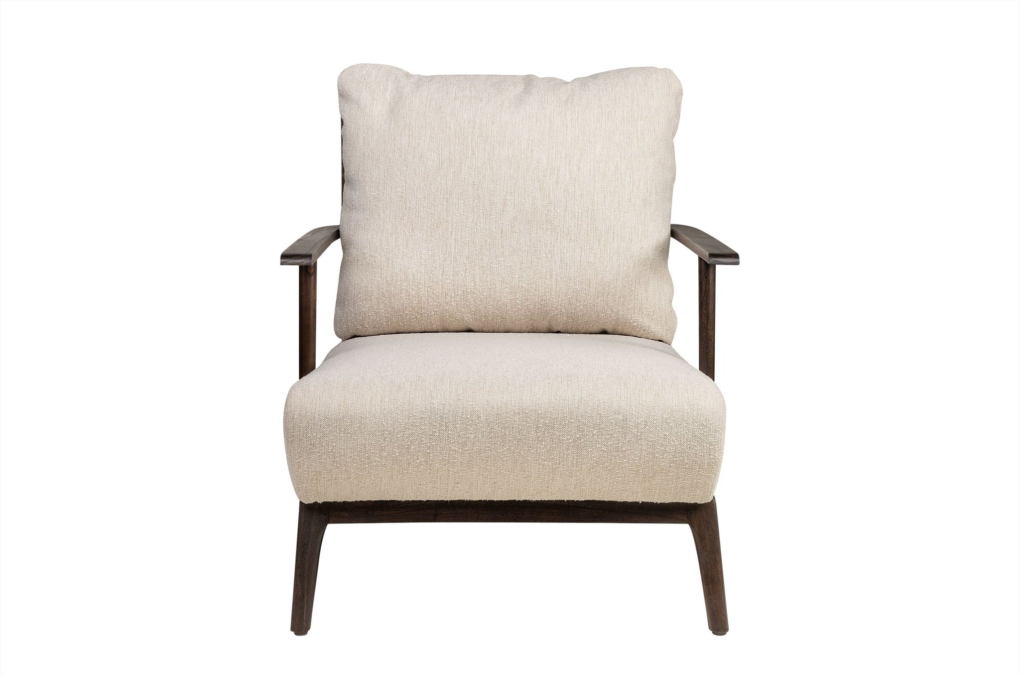 Licht zandkleurige loungefauteuil met houten armleuningen